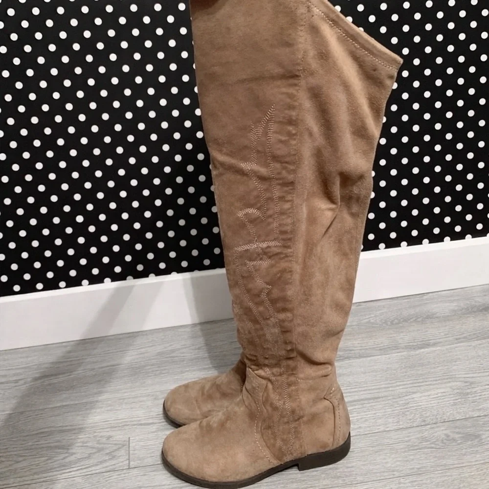 me too Tan Suede Boho Over-the-Knee Boots